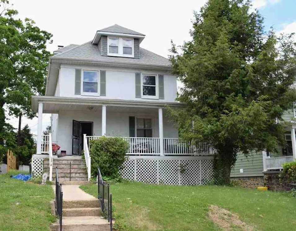 3208 Carlisle Ave Baltimore, MD 21216, Baltimore City County