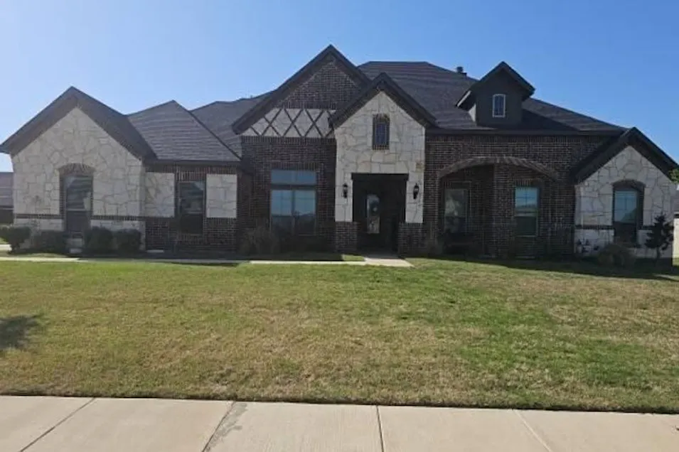 3751 Monterrey Oak Way Ovilla, TX 75154, Ellis County