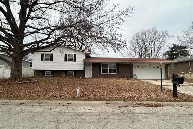 105 Chateau Drive Fairview Heights, IL 62208, St. Clair County