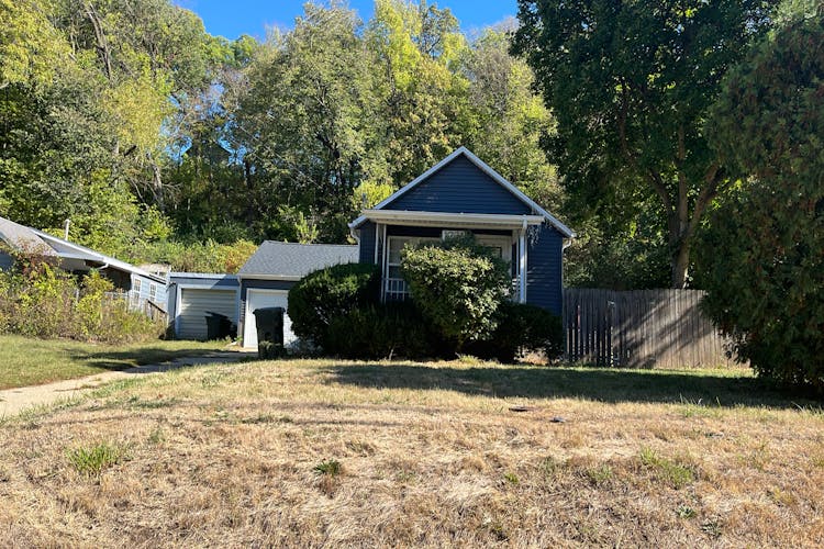 1721 Meadow Avenue East Peoria, IL 61611, Tazewell County