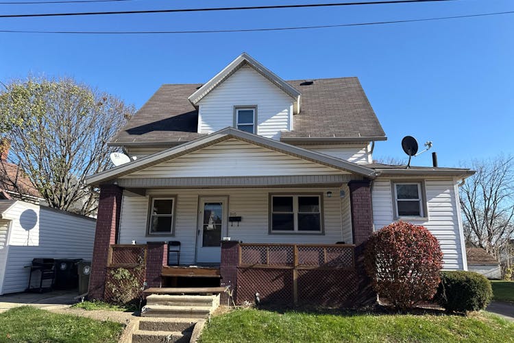 910 Bedford Avenue Southwest Canton, OH 44710, Stark County