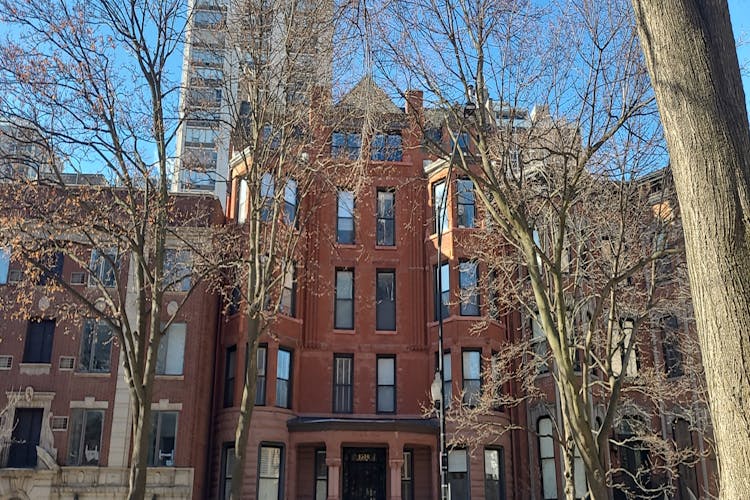 1510 N Dearborn Pkwy 103 Chicago, IL 60610, Cook County