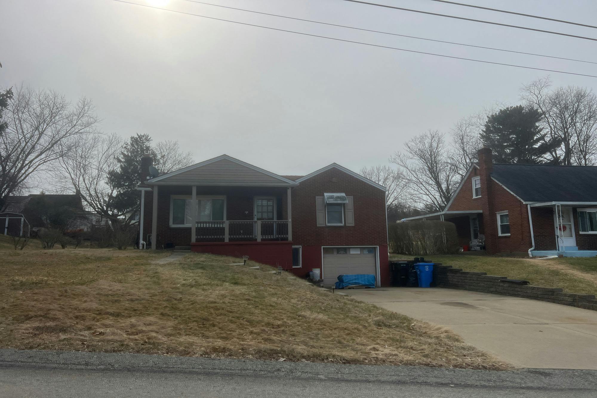 Transit Dr, Mckeesport, PA 15135