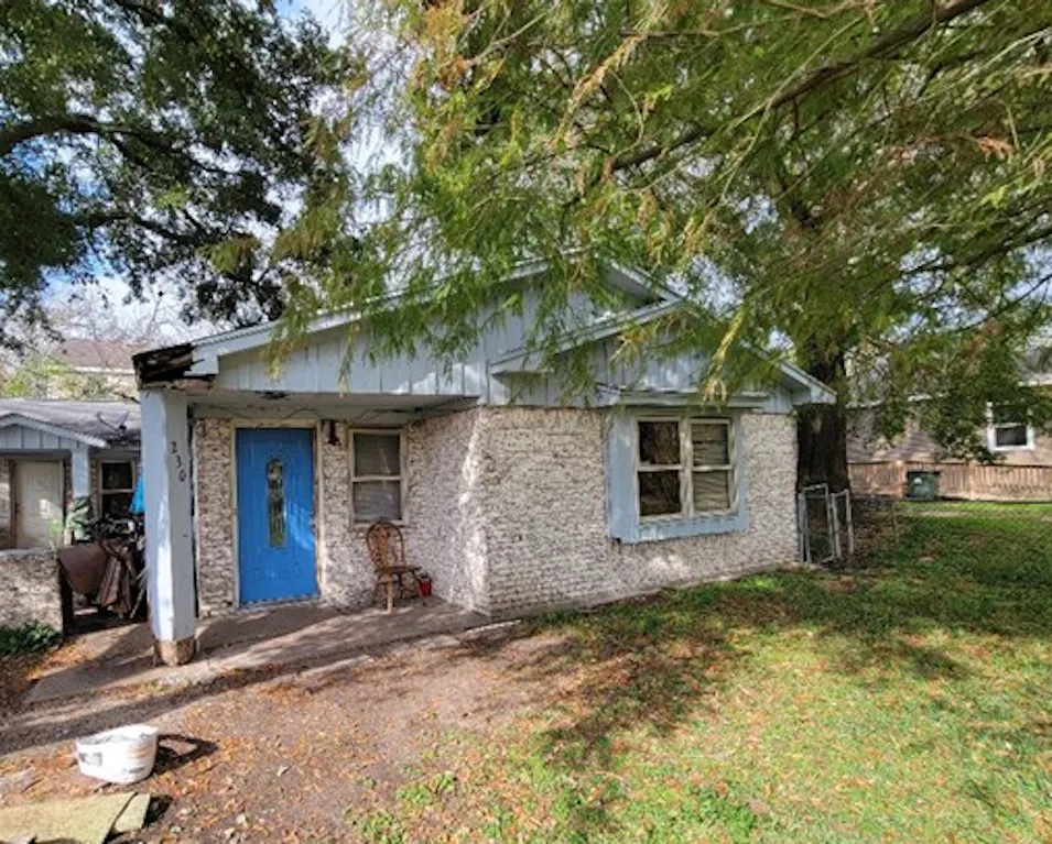 230 Kansas St Bacliff, TX 77518, Galveston County
