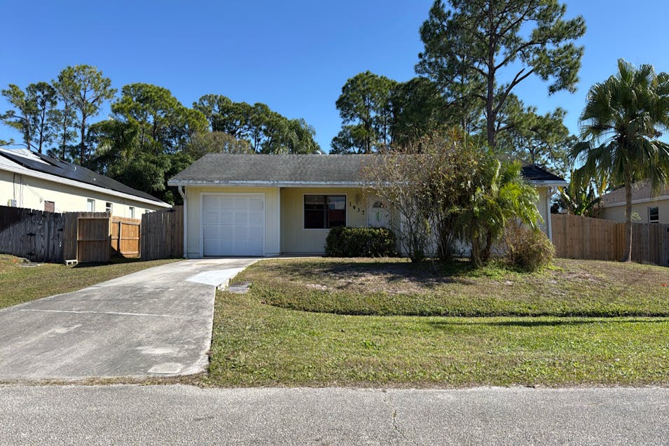 1937 SW Taurus Ln Port Saint Lucie, FL 34984, Saint Lucie County