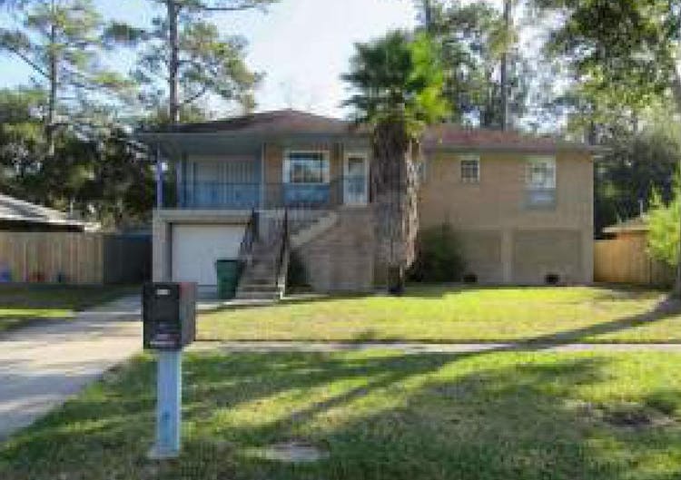 2127 Middle Drive Slidell, LA 70458, Saint Tammany County