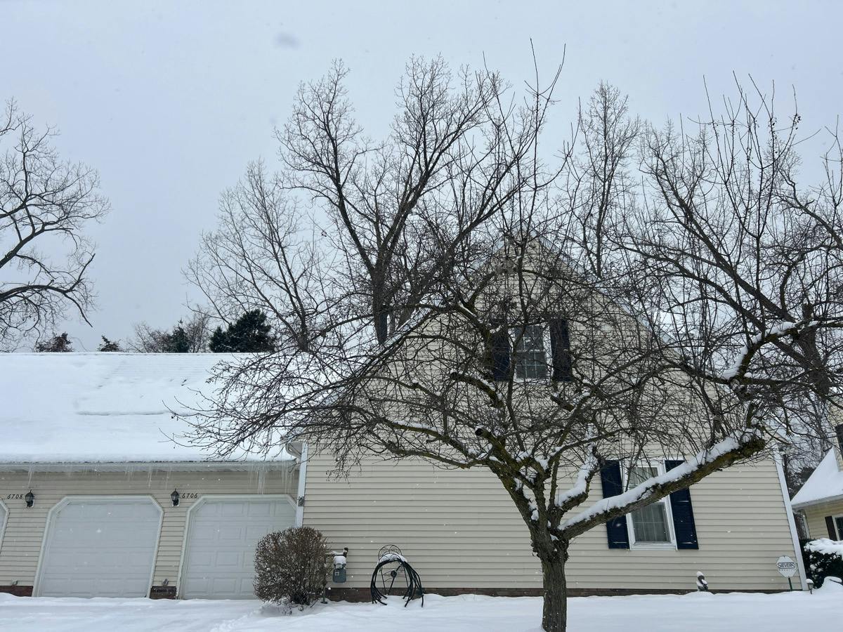 Connecticut Colony Cir, Mentor, OH 44060