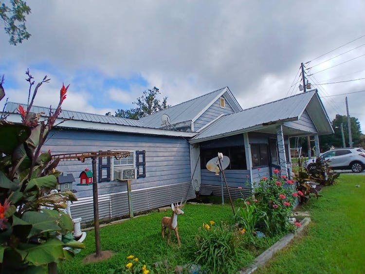 6651 Us Highway 301 N Kenly, NC 27542, Johnston County