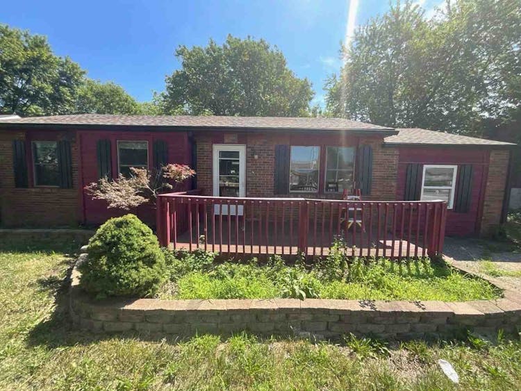 1701 S 9th Ave Beech Grove, IN 46107, Marion County