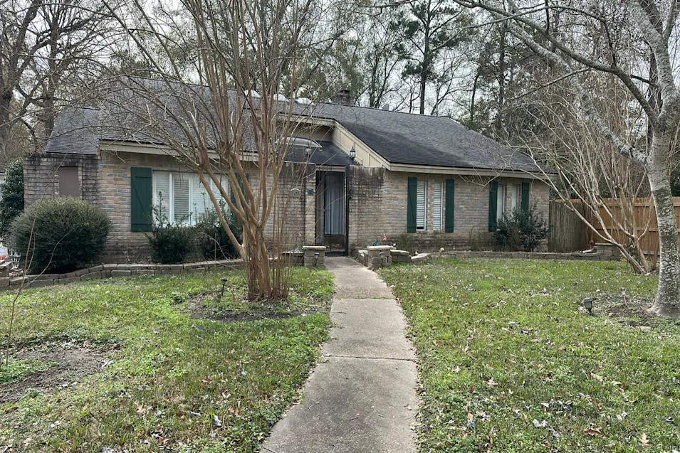 2302 Parkdale Dr Humble, TX 77339, Harris County