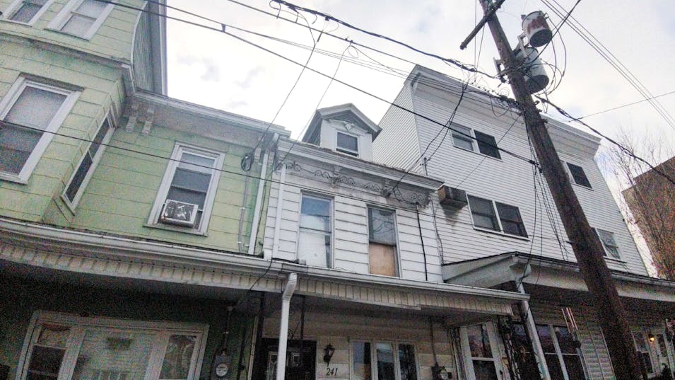 241 North Street Minersville, PA 17954, Schuylkill County