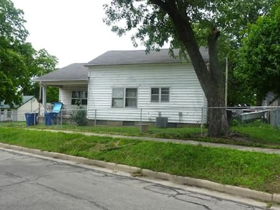320 Oakhill Ave Plymouth, IN 46563, Marshall County