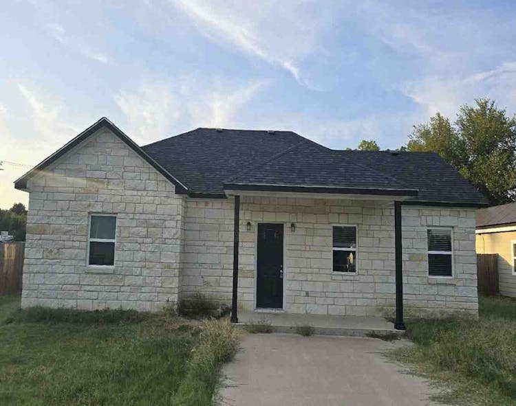 308 Nw1st St Kerens, TX 75144, Navarro County