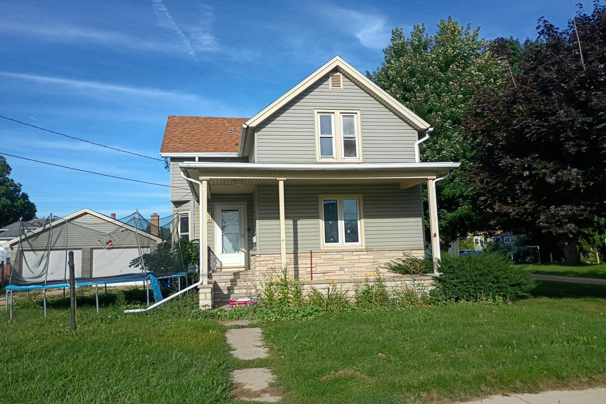 University Ave, Beaver Dam, WI 53916