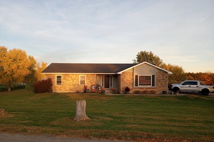 1124 Jade Drive Moscow Mills, MO 63362, Lincoln County