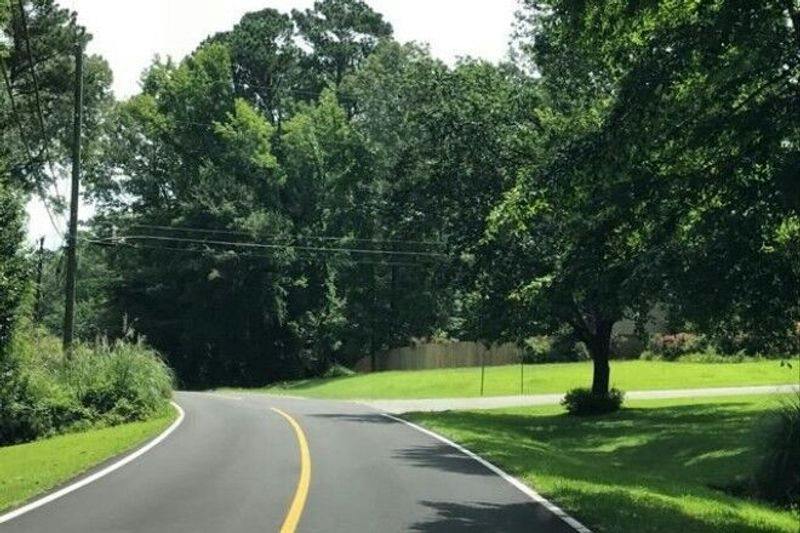 King Arthur Dr, Macon, GA 31220