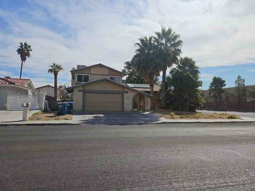 5274 Annie Oakley Dr