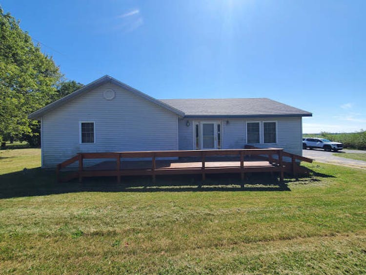 4884e Cr 300 South Hartford City, IN 47348, Blackford County