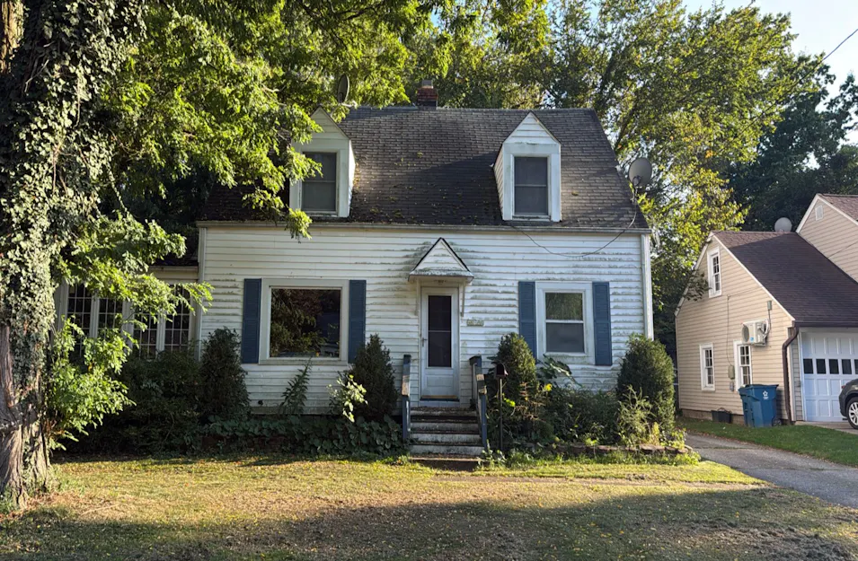 38306 Roselawn Ave Willoughby, OH 44094, Lake County