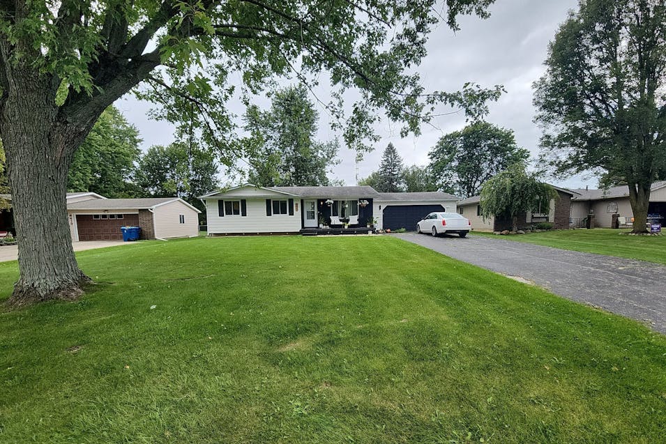 4427 Regency Rd Swartz Creek, MI 48473, Genesee County