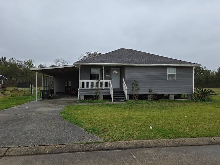 102 Vikki Dr Houma, LA 70363, Terrebonne Parish County