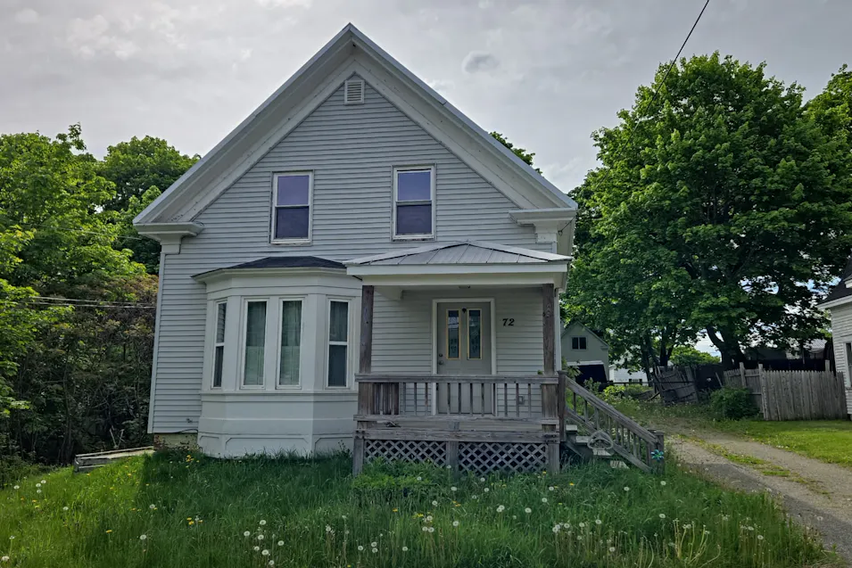 72 Calais Ave Calais, ME 04619, Washington County