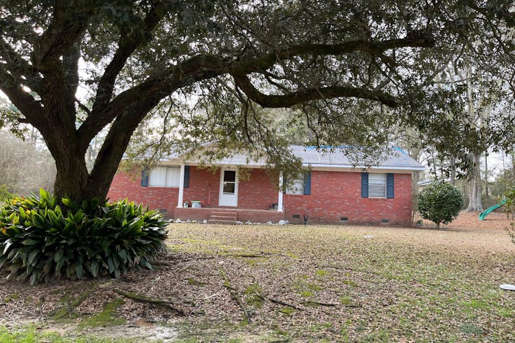 17 Josh Hinton Rd Soso, MS 39480, Jones County