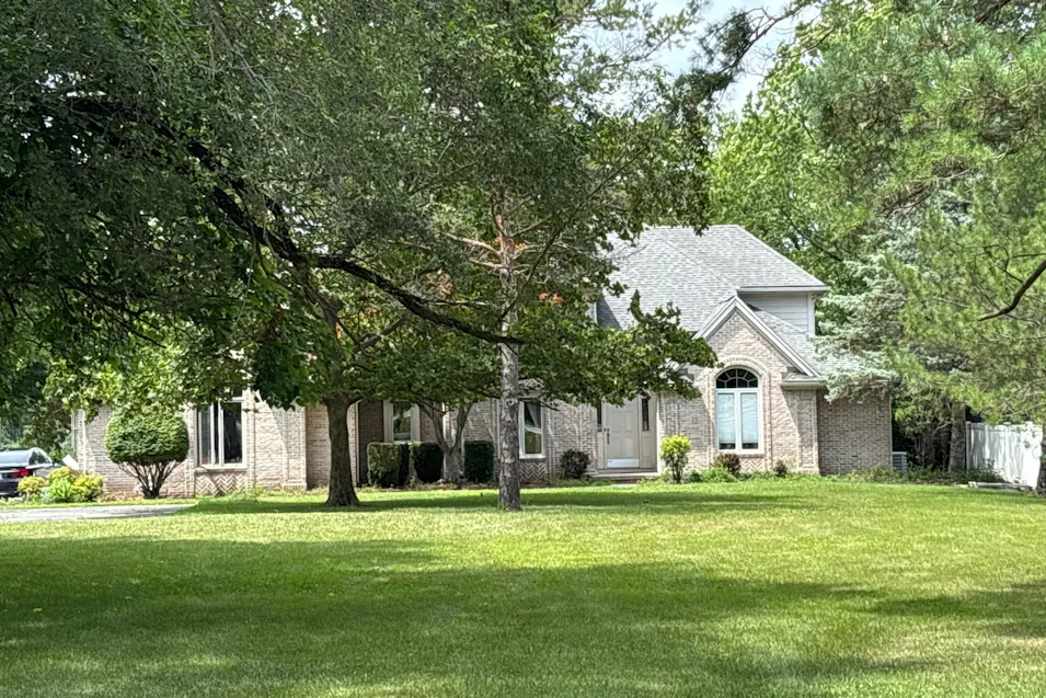 16430 W River Rd Bowling Green, OH 43402, Wood County