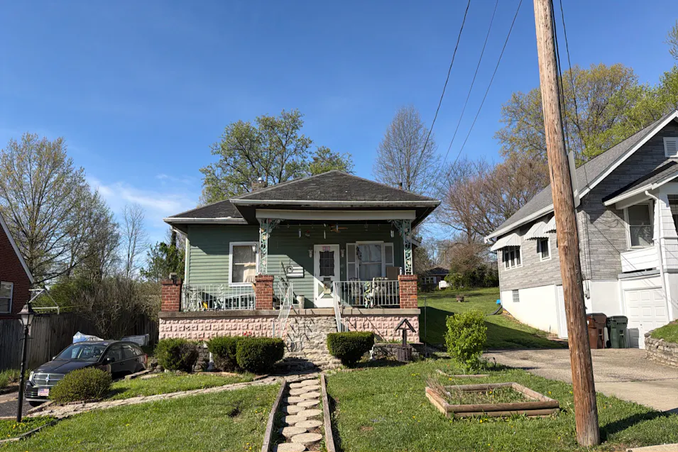 32 Park Ave Elsmere, KY 41018, Kenton County