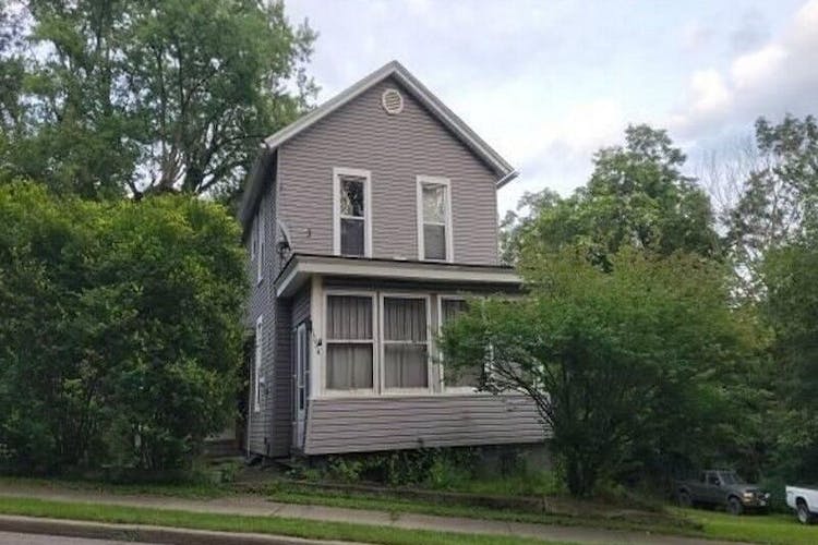 1044 St Clair Ave East Liverpool, OH 43920, Columbiana County