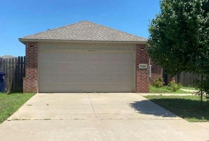 Lipizzan Rd, Oklahoma City, OK 73132