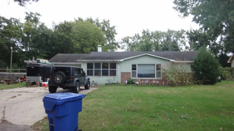 1295 Warren Ave Benton Harbor, MI 49022, Berrien County