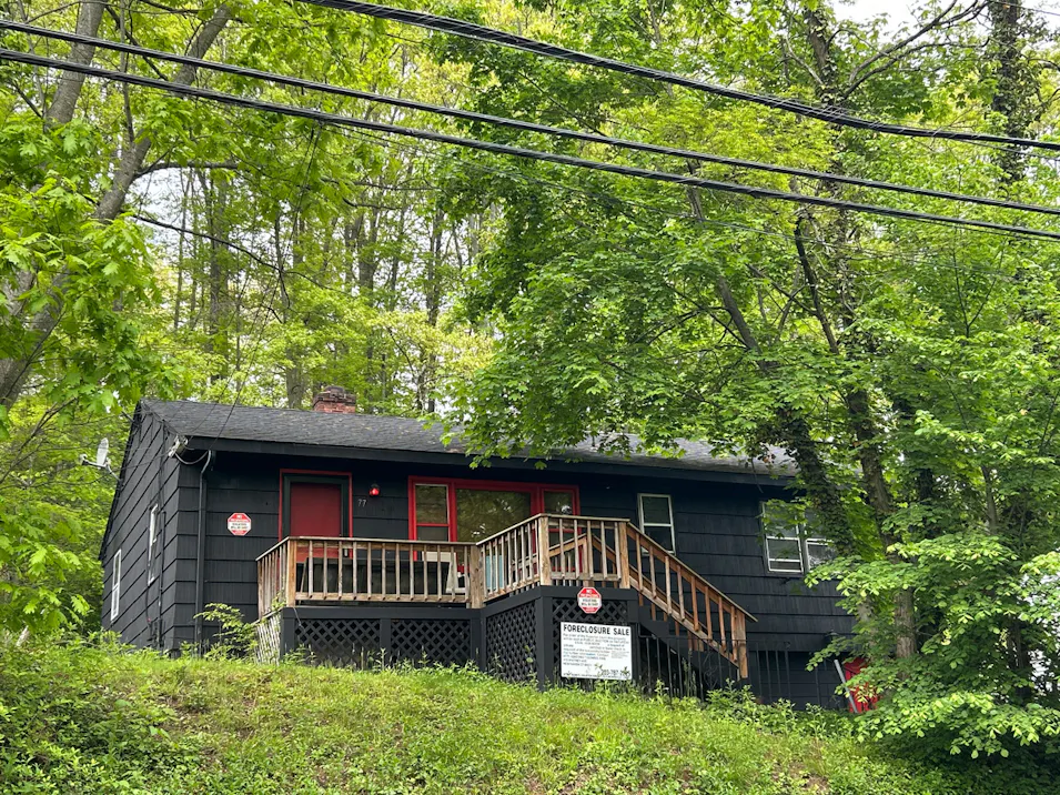 77 Marvelwood Dr New Haven, CT 06515, New Haven County