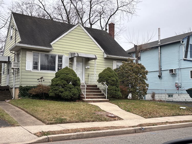 429 Wheatsheaf Rd Roselle, NJ 07203, Union County