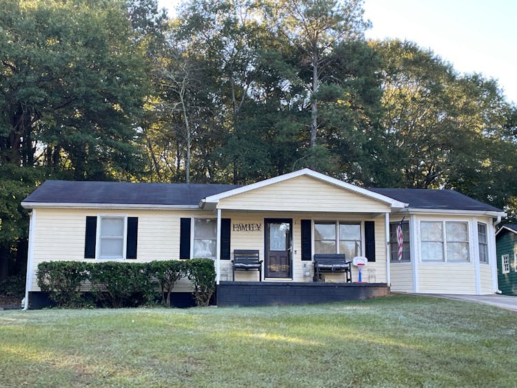 114 Robert Hendrix Dr Carrollton, GA 30117, Carroll County