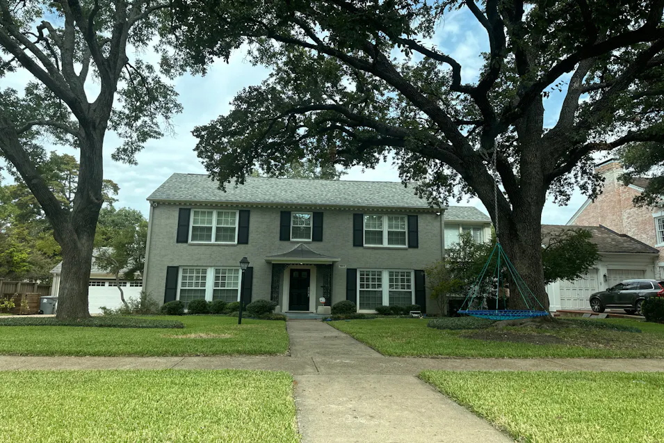 1943w Colorado Blvd Dallas, TX 75208, Dallas County