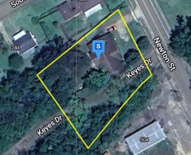 402 Newton St Crystal Springs, MS 39059, Copiah County