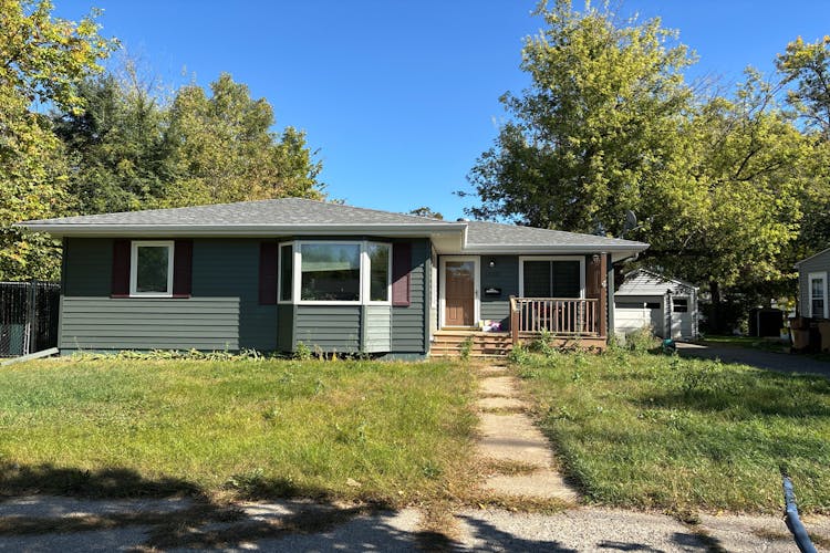 1308 5th Ave NW East Grand Forks, MN 56721, Polk County