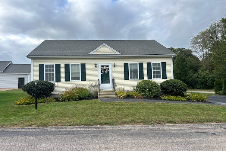 2 Mary'S Way, Unit 31 Lakeville, MA 02347, Plymouth County