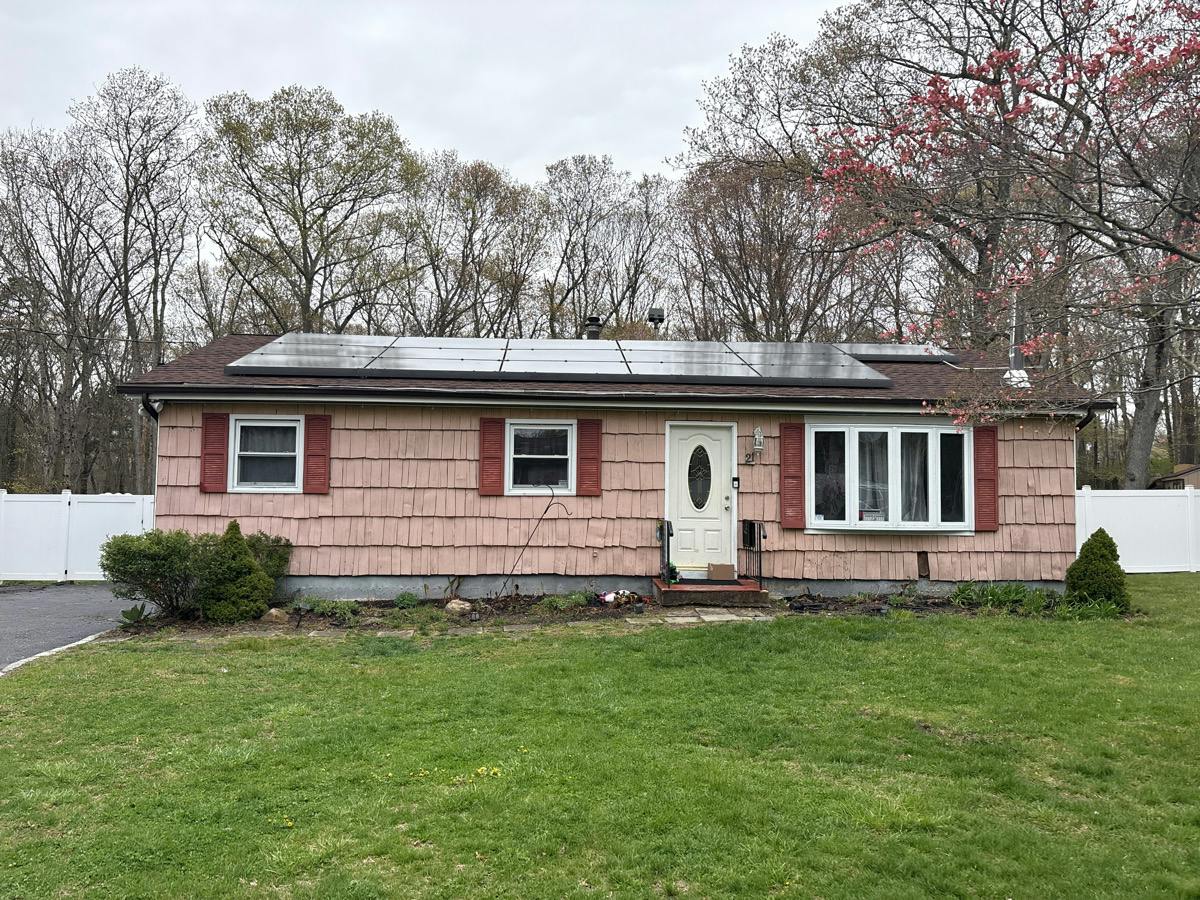 Nord Park Blvd, Middle Island, NY 11953