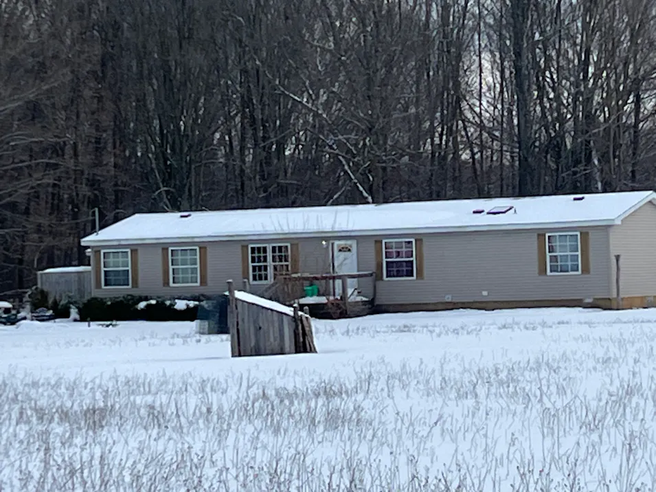 11520 Fitzgerald Ave Grant, MI 49327, Newaygo County