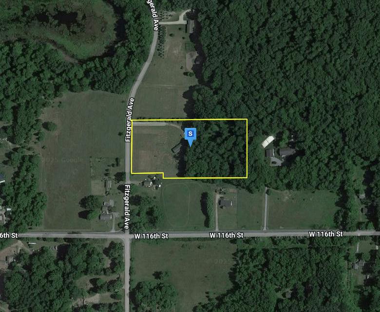Fitzgerald Ave, Grant, MI 49327
