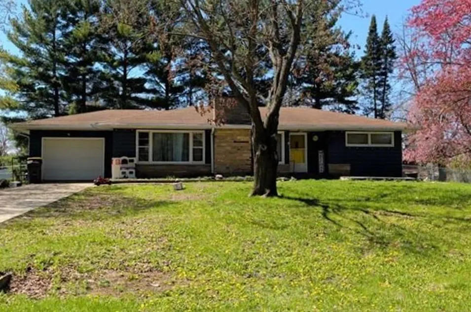 2358 Chelsea Ave Freeport, IL 61032, Stephenson County