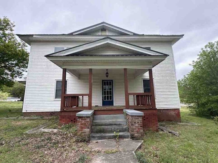 706 Black St Millport, AL 35576, Lamar County