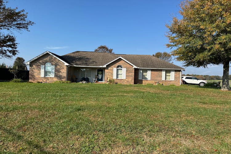 105 Courtney Ann Dr McMinnville, TN 37110, Warren County