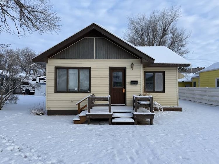 322 N Main St Plentywood, MT 59254, Sheridan County