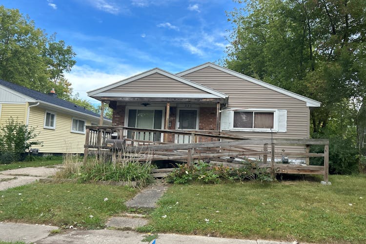 220 W Yale Ave,Pontiac, MI 48340, Oakland County