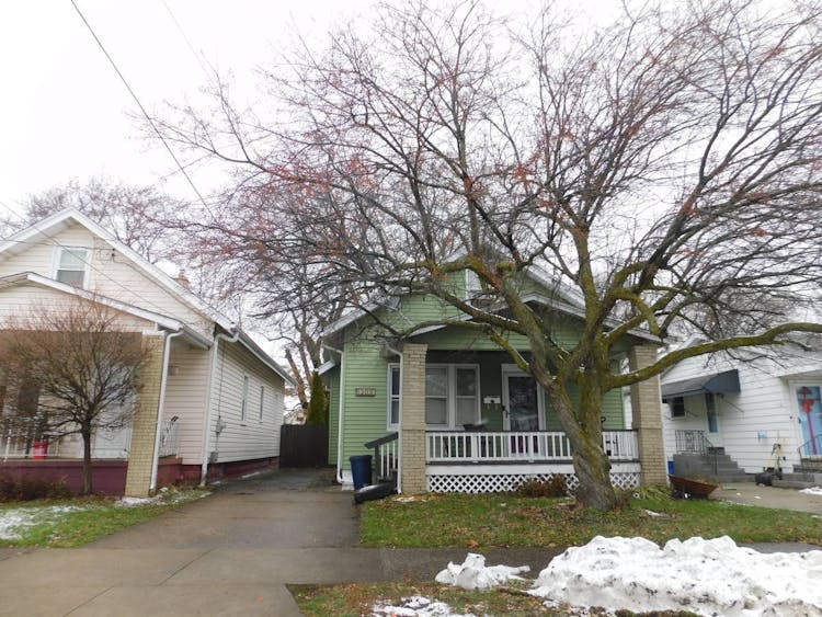 1202 W 33rd Street Erie, PA 16508, Erie County