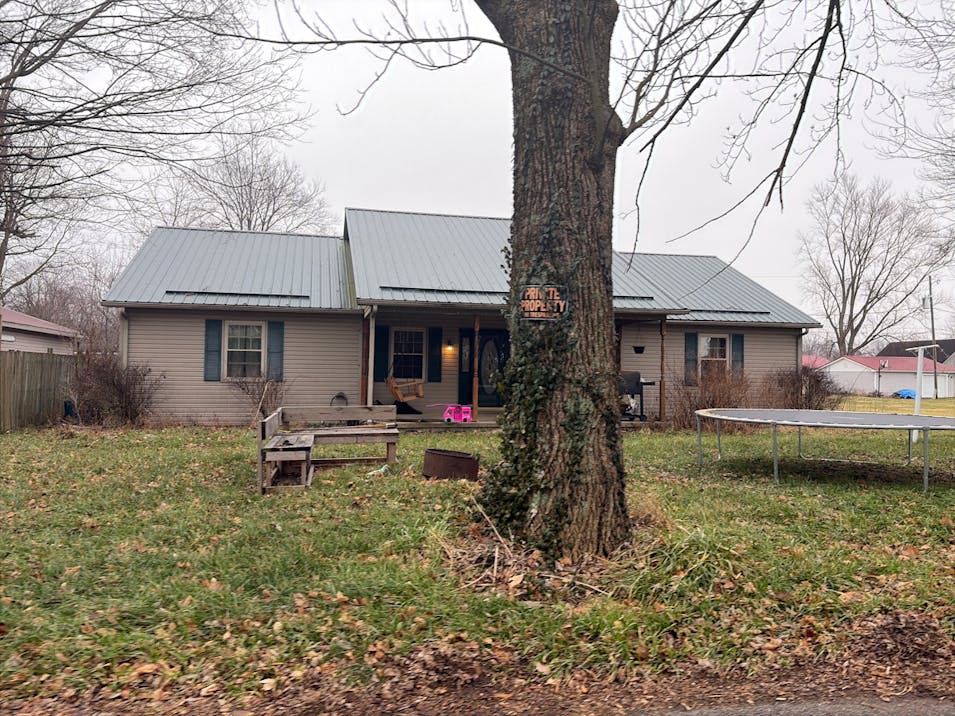 6474 E Cross St Elizabethtown, IN 47232, Bartholomew County