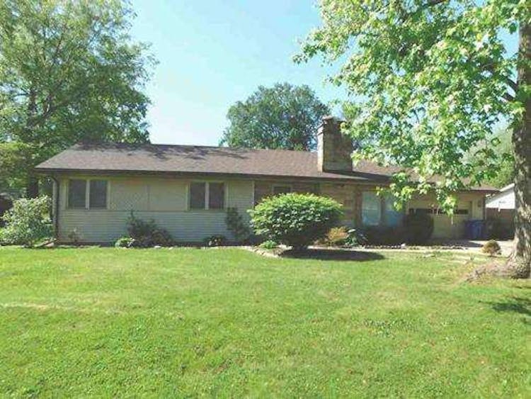 1001 Maplewood Dr Kokomo, IN 46902, Howard County